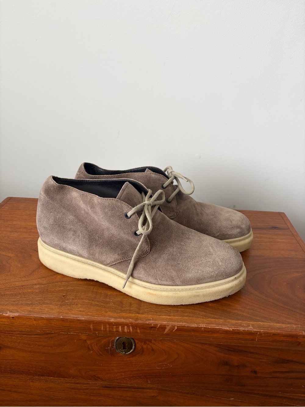 Men’s Size 8.5 Fratelli Rossetti suede chukka desert boots amazing condition